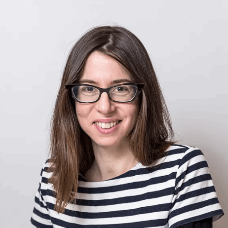 A headshot of a woman